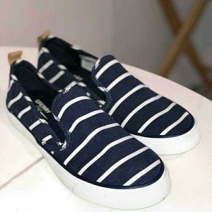 Sperry stripe slip on blue and white stripes